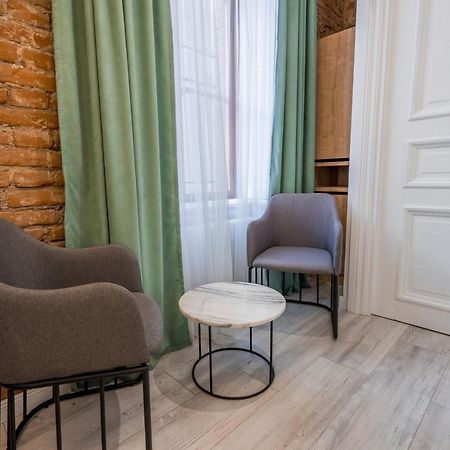 טביליסי Mini Hotel On Aghmashenebeli Ave מראה חיצוני תמונה