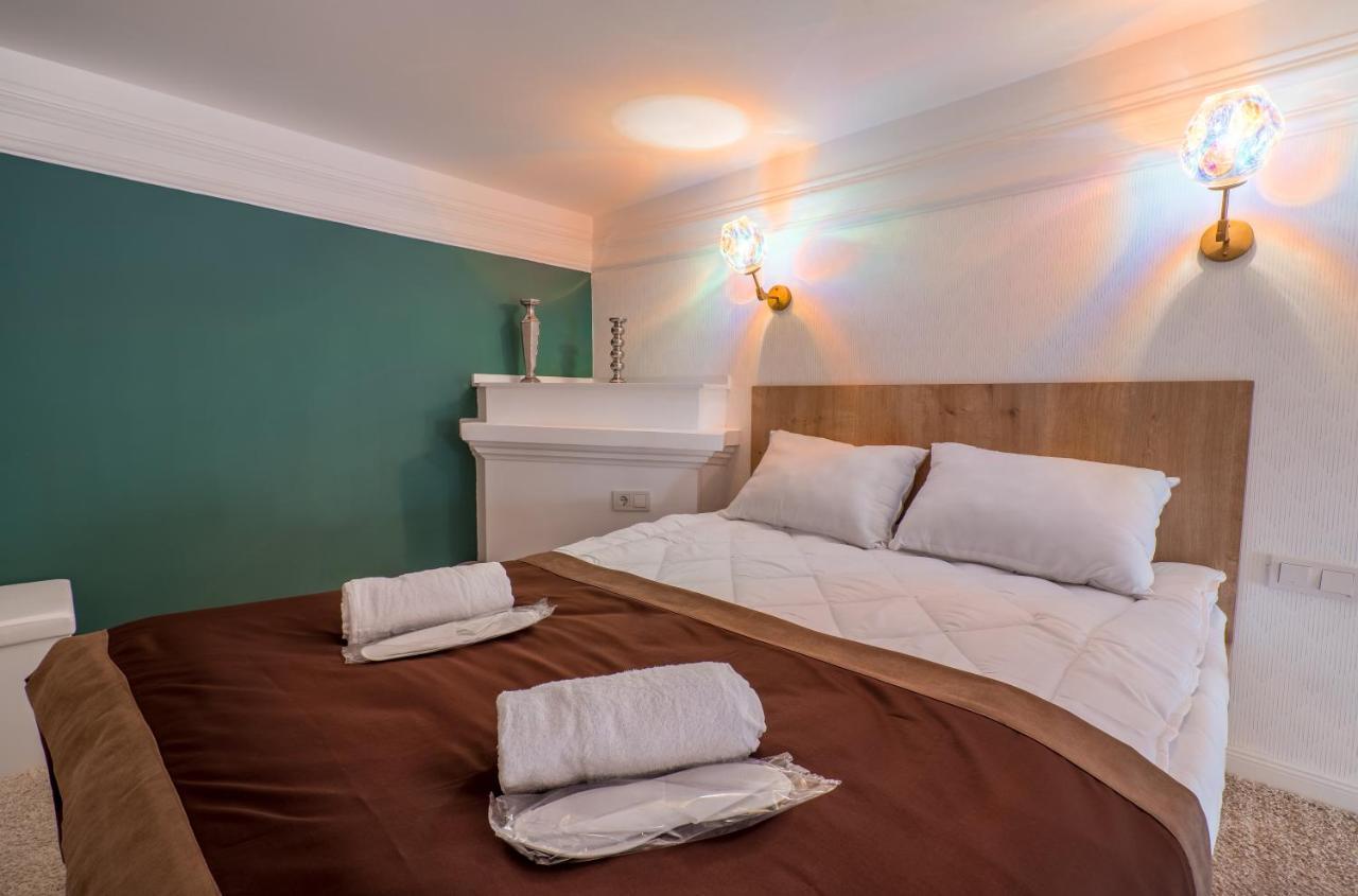 טביליסי Mini Hotel On Aghmashenebeli Ave מראה חיצוני תמונה