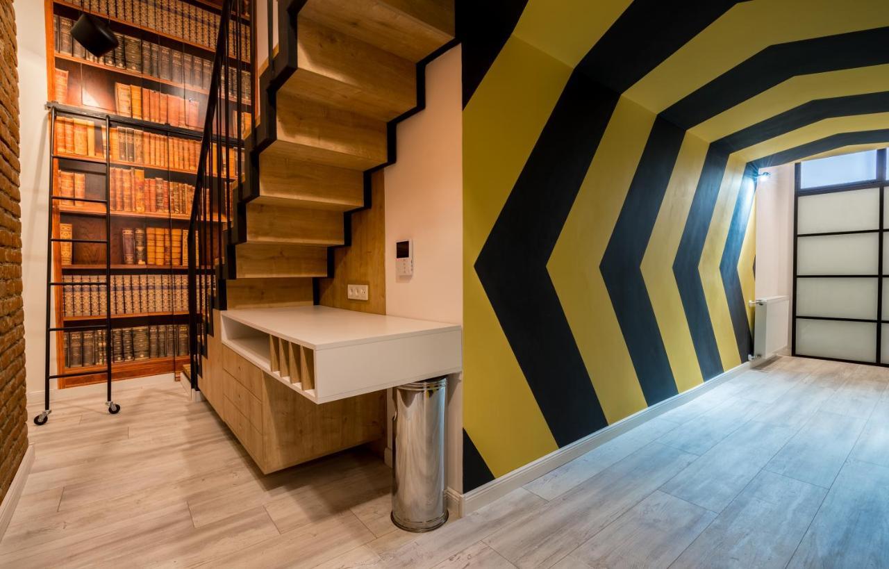 טביליסי Mini Hotel On Aghmashenebeli Ave מראה חיצוני תמונה